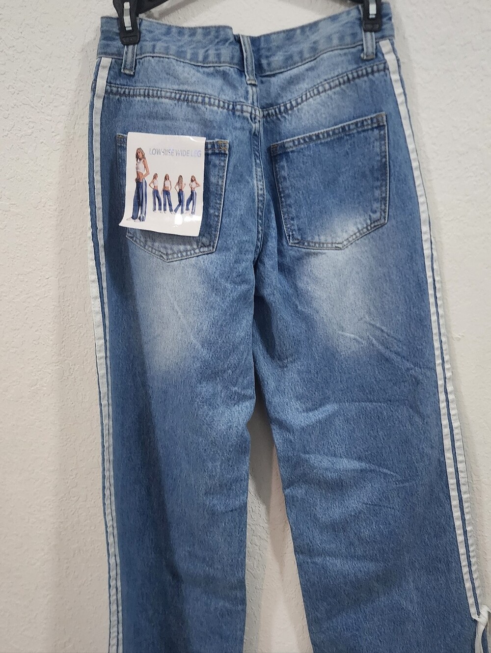Low Rise Wide Leg Side-Stripe Women’s Jeans - Light Blue Size 3/26 - Picture 6 of 9